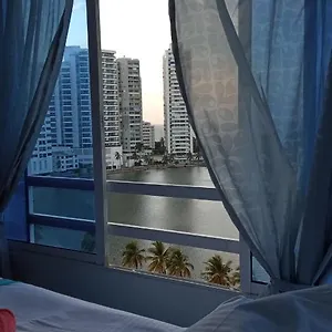 Excelente Vista Al Mar Apartamento